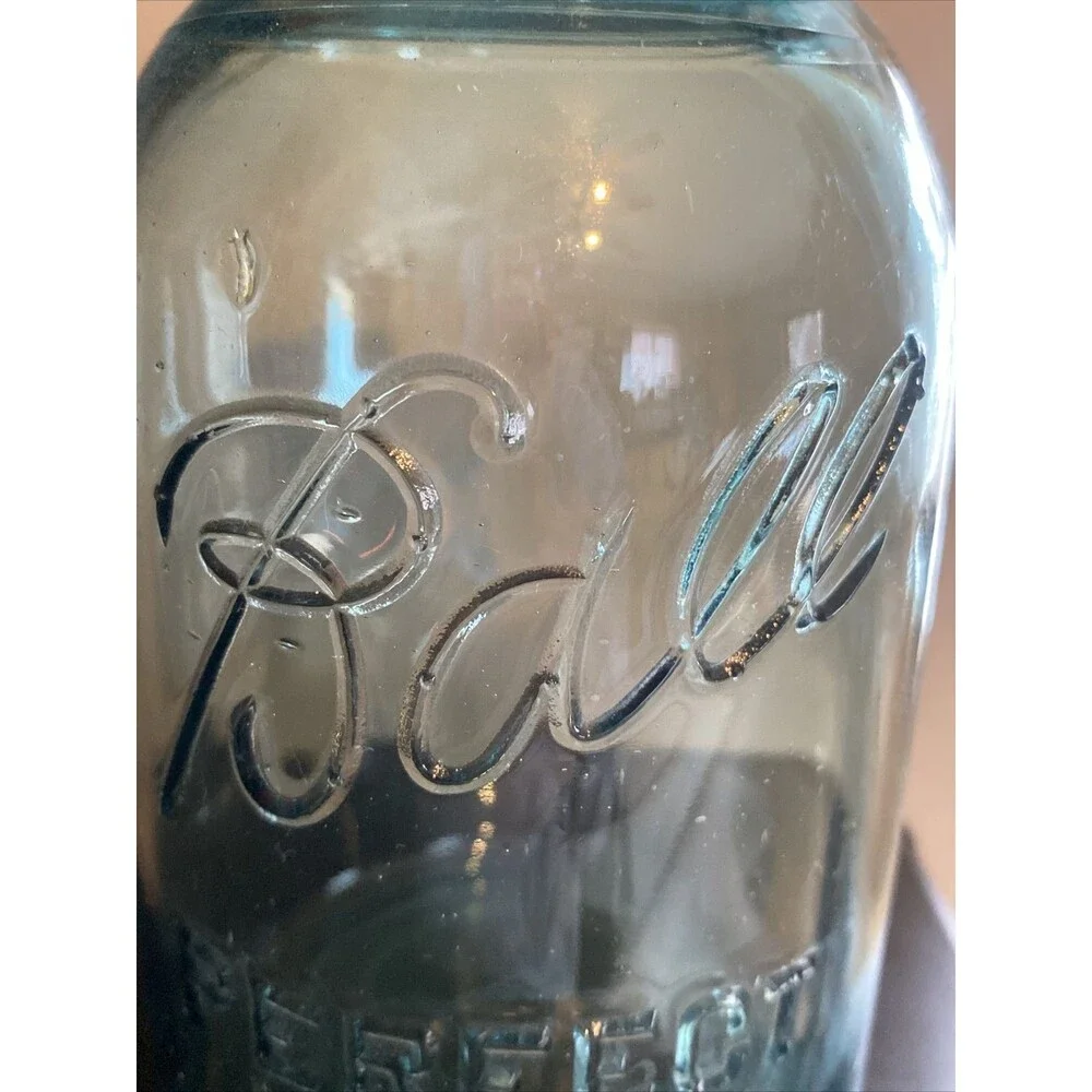 Vintage 1923~1933 BALL PERFECT MASON #5 BLUE Mason Canning Jar Zinc Lid Bubbles
